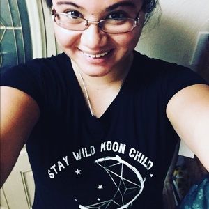 Meet your Posher, Kayla